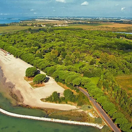 Belvedere, Holiday home *
